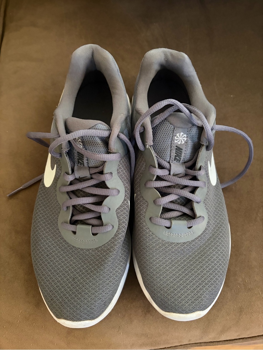 Nike Women's Gray Mesh Athletic Sneakers with White Swoosh